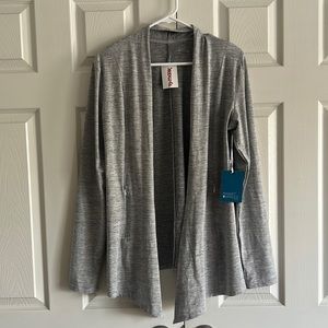 Long sleeve athlete leisure top